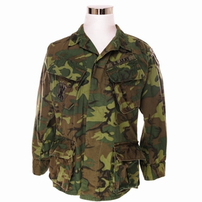 detachable sleeves VINTAGE US ARMY TROPICAL COMBAT JACKET 5TH PATTERN ERDL 1969 VIETNAM WAR SIZE MEDIUM SHORT WITCH PATCHES