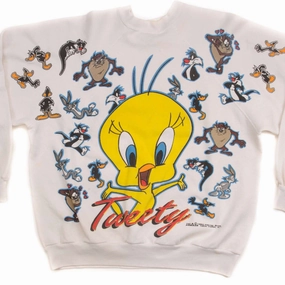 All Season Wear Fashionable VINTAGE LOONEY TUNES TWEETY SWEATSHIRT 1994 SIZE LARGE MADE IN USA