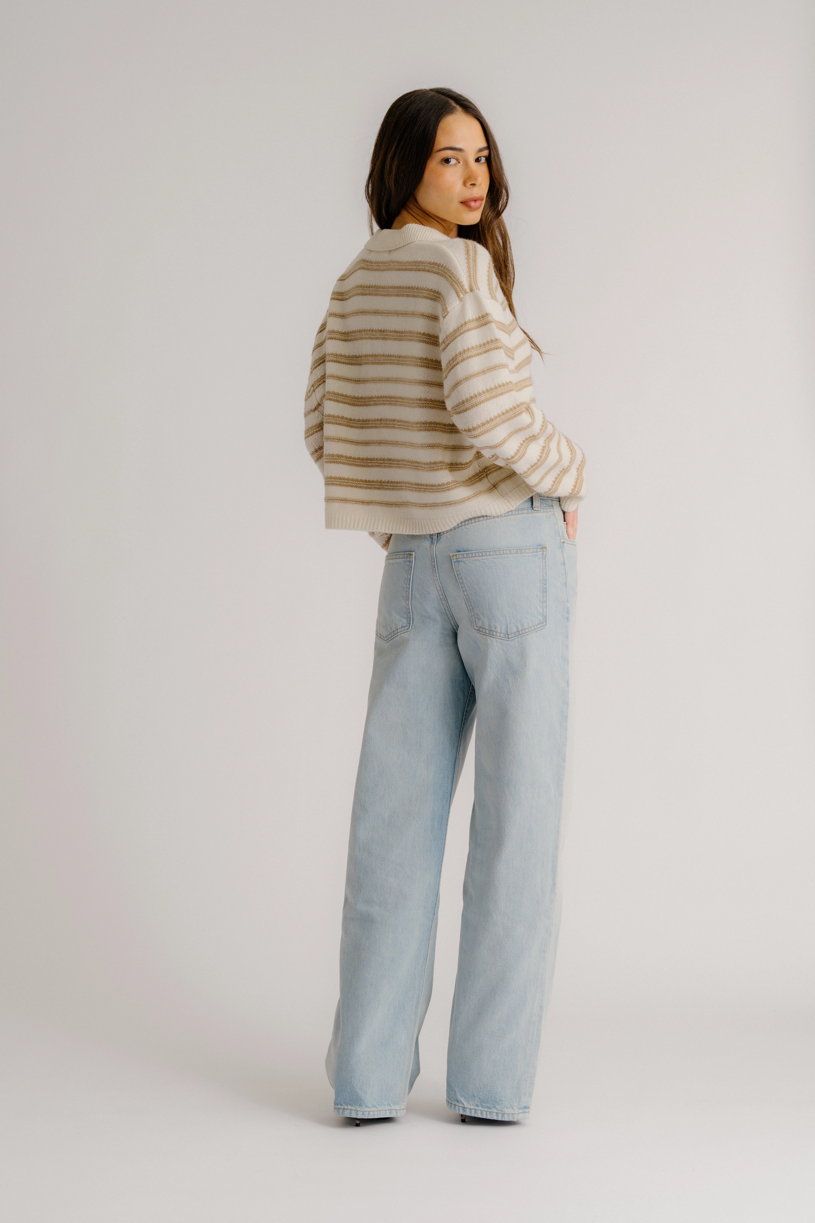 ELSIE RELAXED STRIPED CASHMERE POLO | GARDENIA/CAMEL Non Pilling Surface