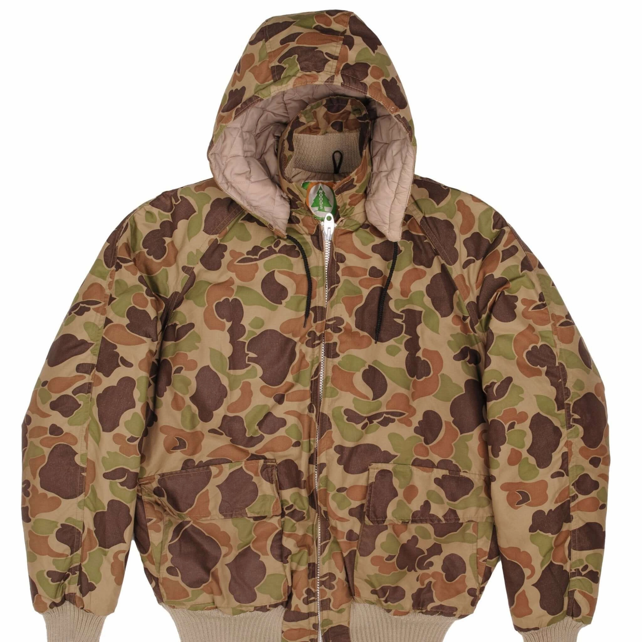 Insulation Power Water Resistant Shell VINTAGE WOODS ARCTIC BRAND DUCK CAMO DOWN PUFFER HUNTING JACKET 1960s MEDIUM