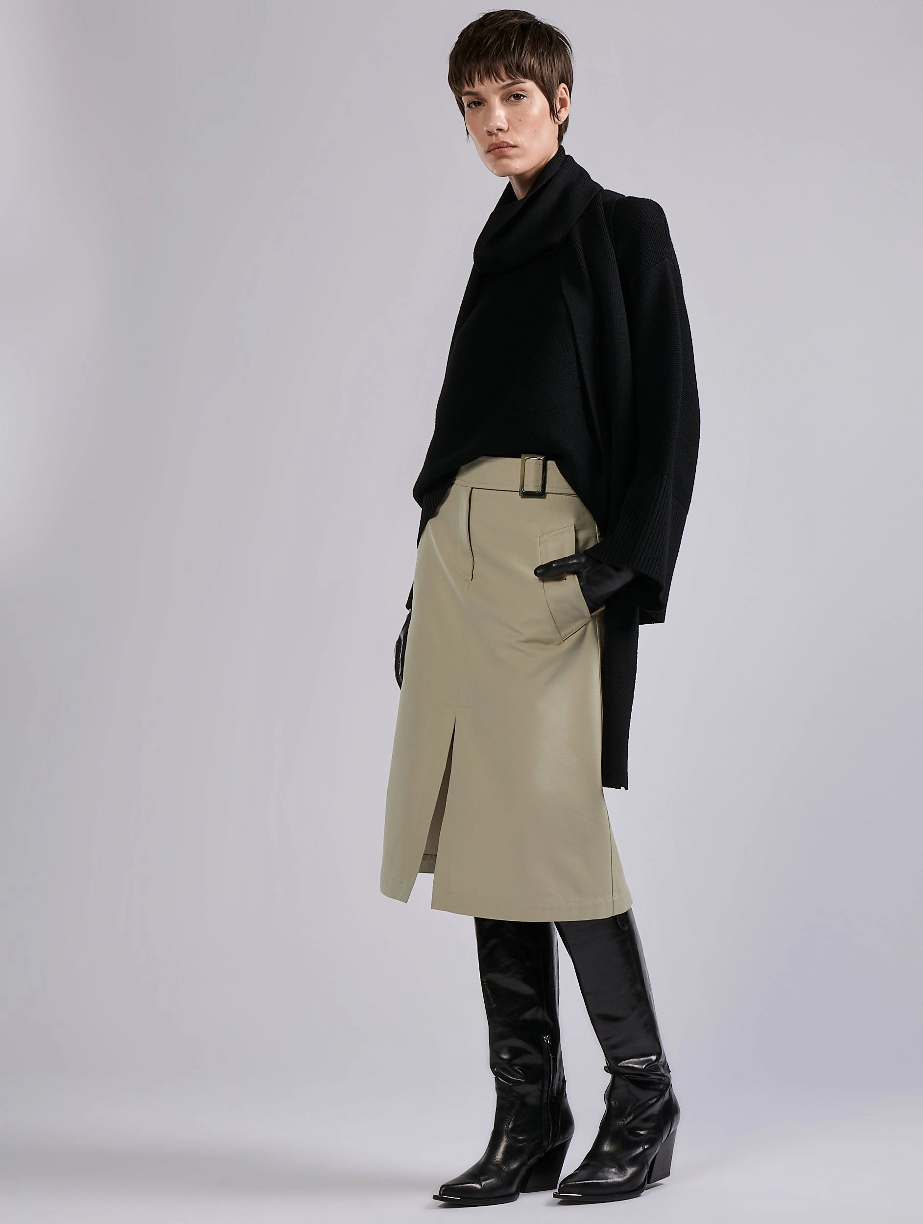 Jupe trap??ze en gabardine de laine et coton sable Feminine Style Fresh Fit