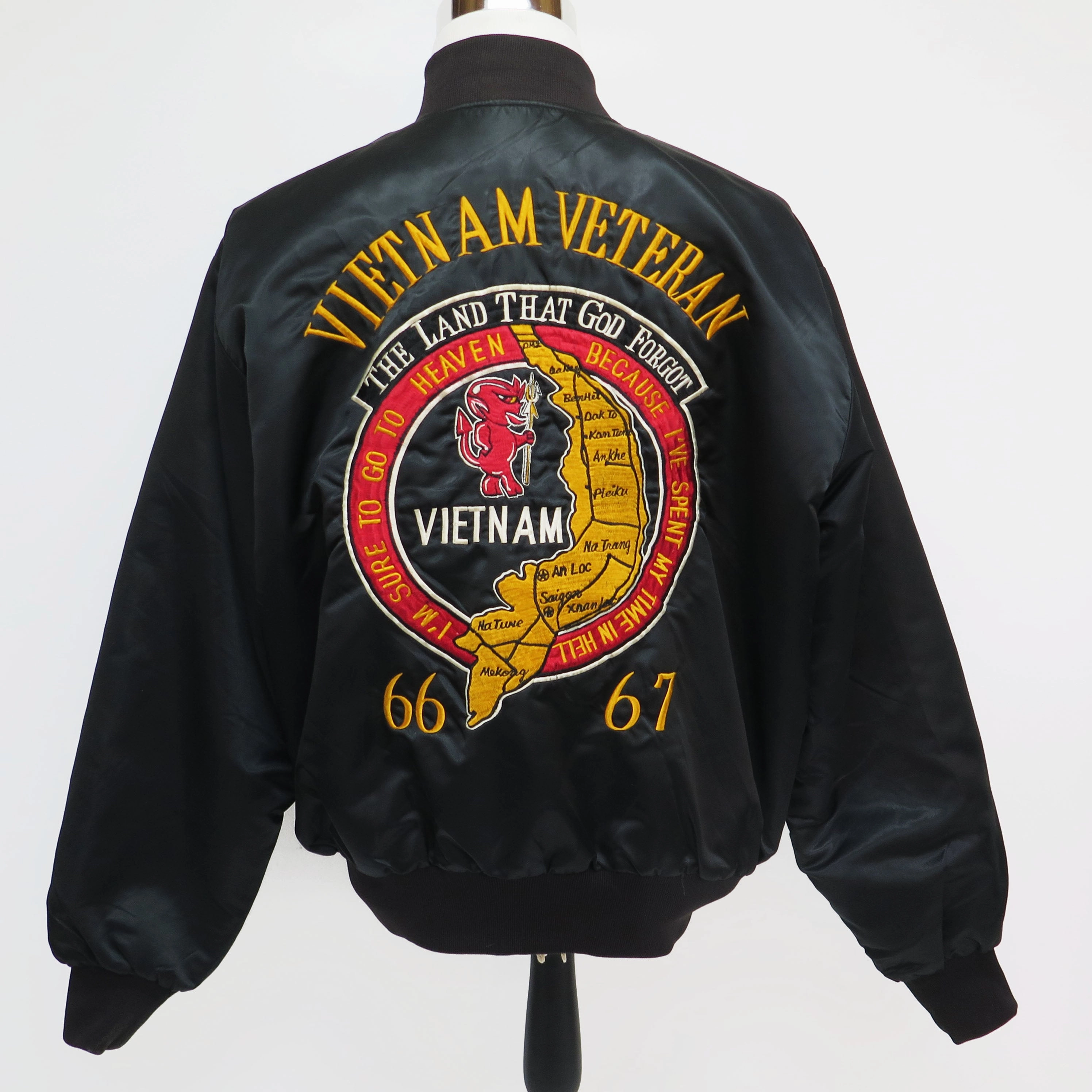 Versatile Function VIETNAM VETERAN USMC 1966/67 TOUR BOMBER SOUVENIR JACKET 1ST MARINE DIVISION SIZE LARGE