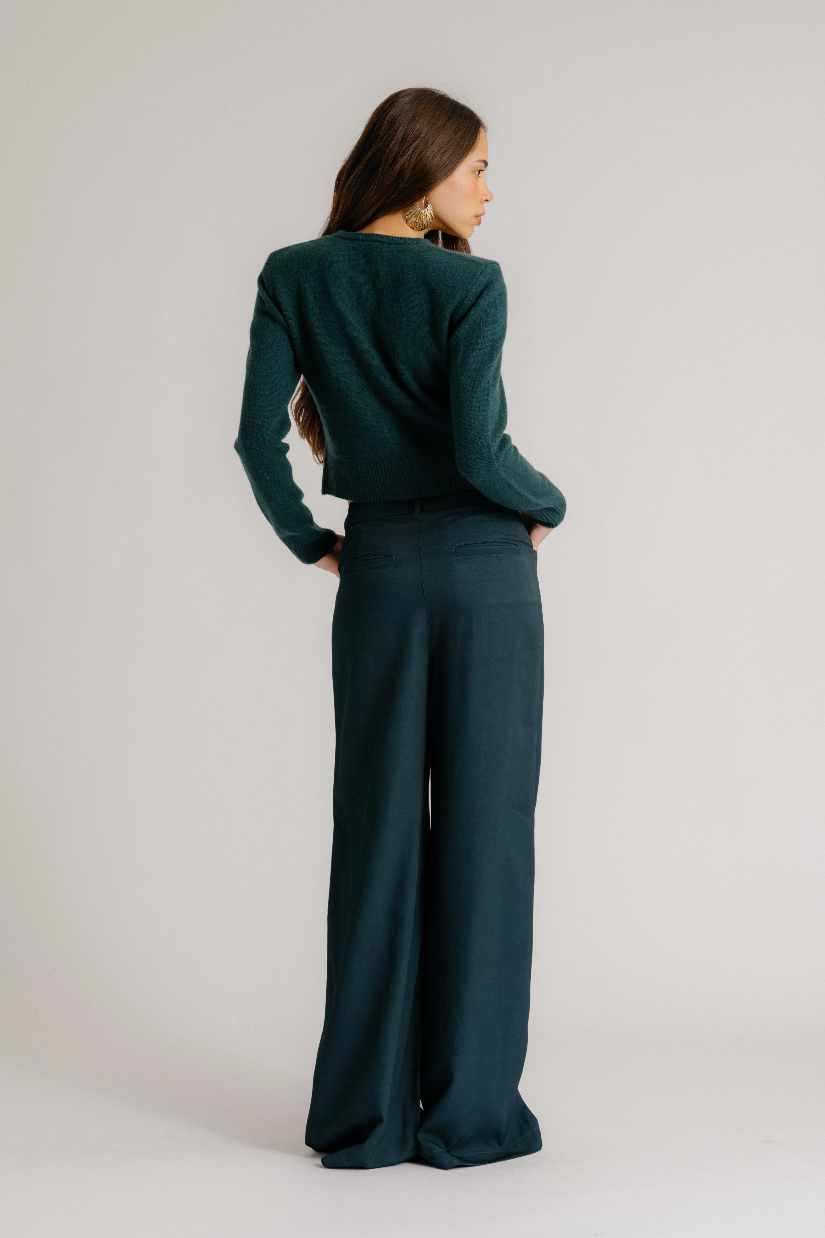 Wrinkle Free Material Warm Flex EMILIA SHOULDER PAD CASHMERE CARDIGAN | SACRAMENTO