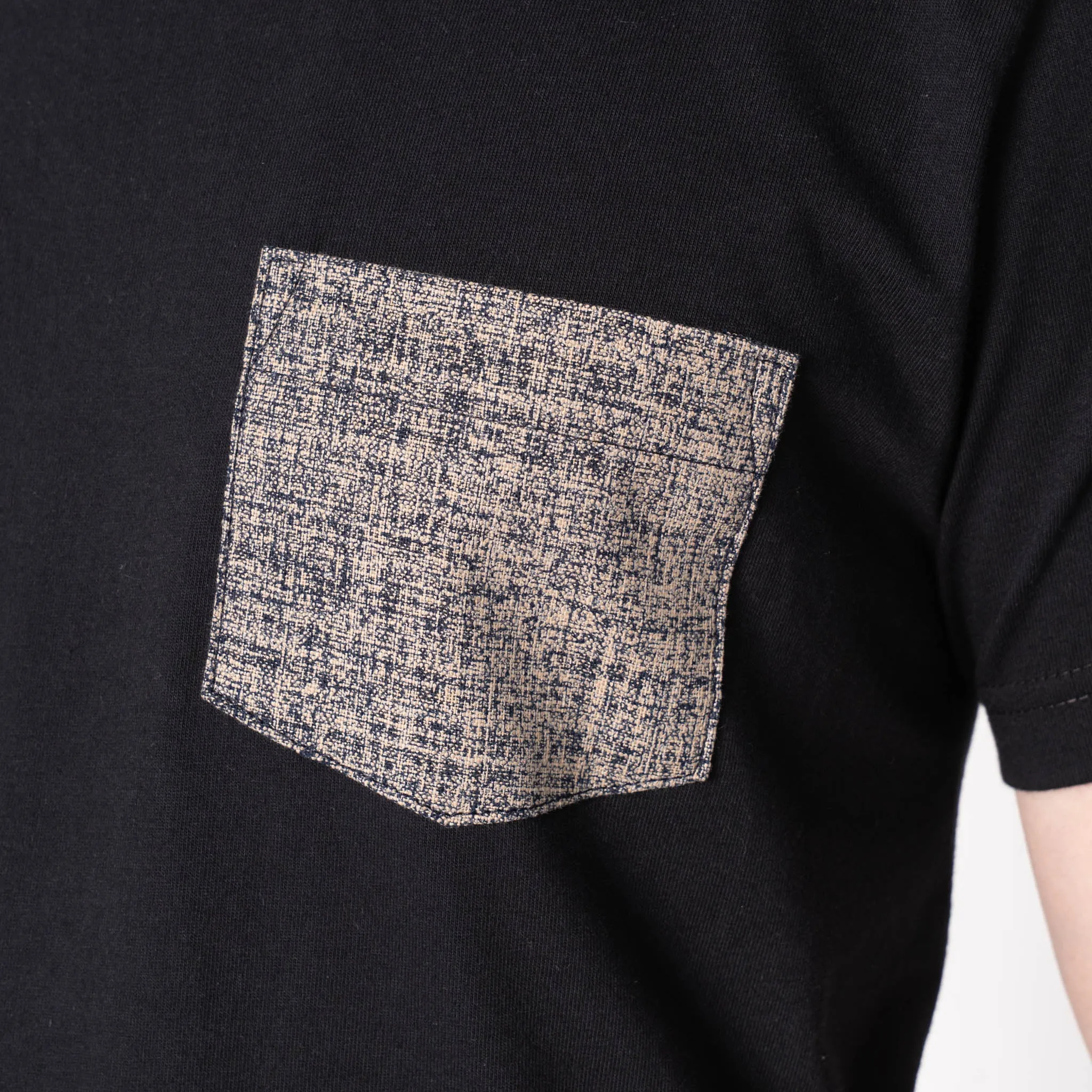 All-Season Comfort Wear Relax Fit Design Pocket Tee - Black - Kimono Scramble - Indigo