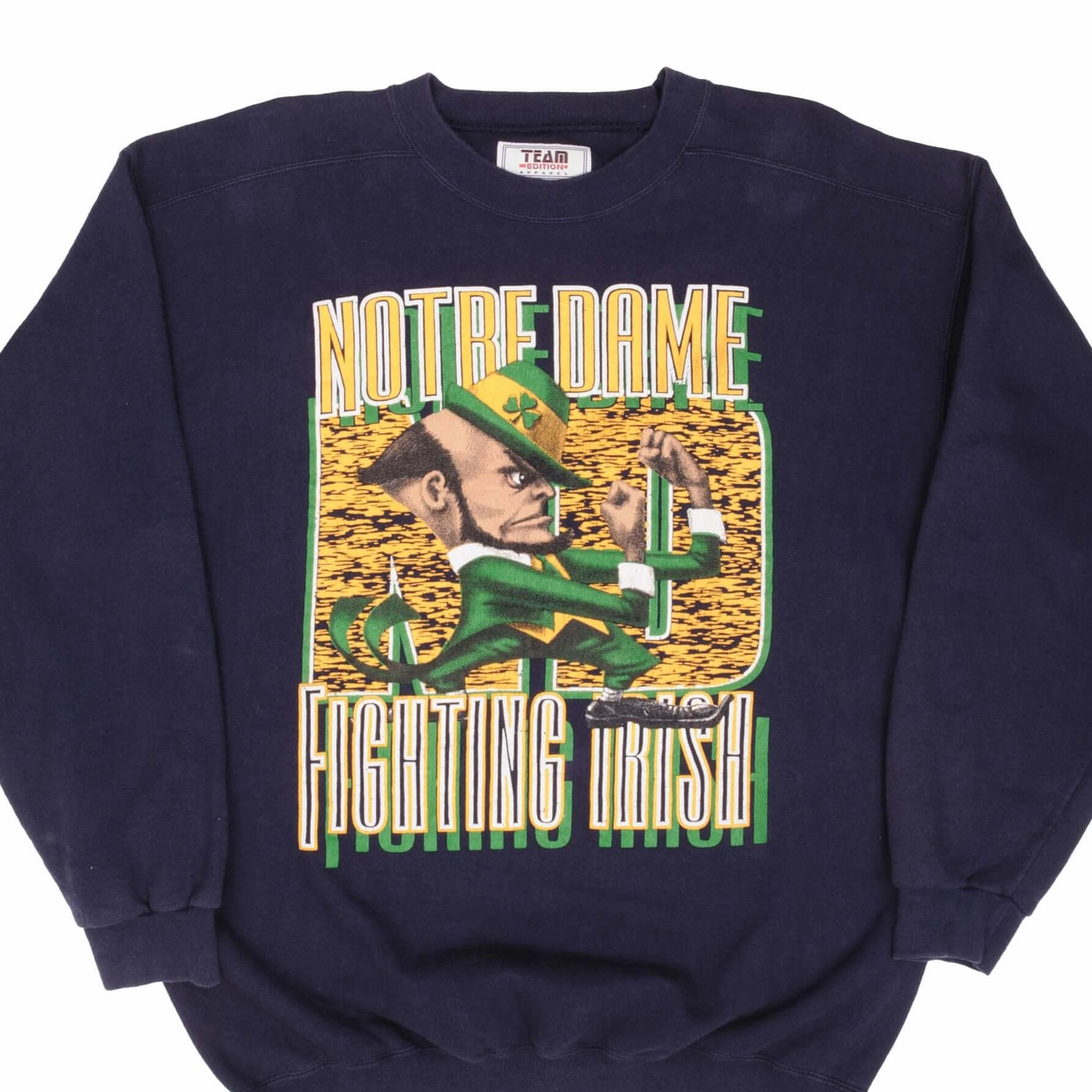 Street Style Vibe Minimal Fashion VINTAGE NOTRE DAME UNIVERSITY FIGHTING IRISH SWEATSHIRT 1990S XL MADE IN USA