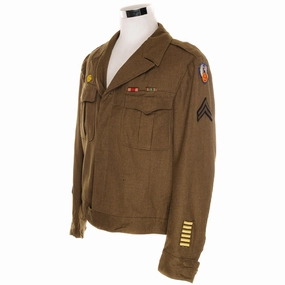 type VINTAGE USAAF US ARMY AIR FORCES WOOL FIELD JACKET 1944 WW2 SIZE XL WITH PATCHES AND RIBBONS