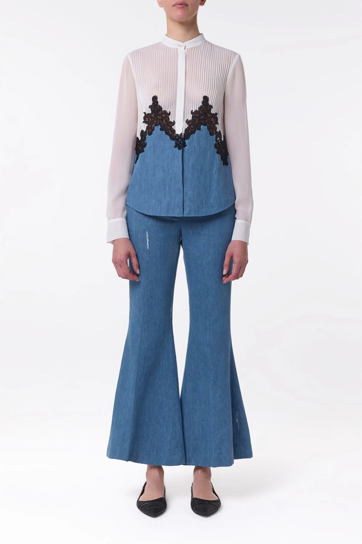 Comfy Essentials Wear Stretchable Design Marsh Flare Cropped Pant in Light Blue Recycled Cotton Linen Denim