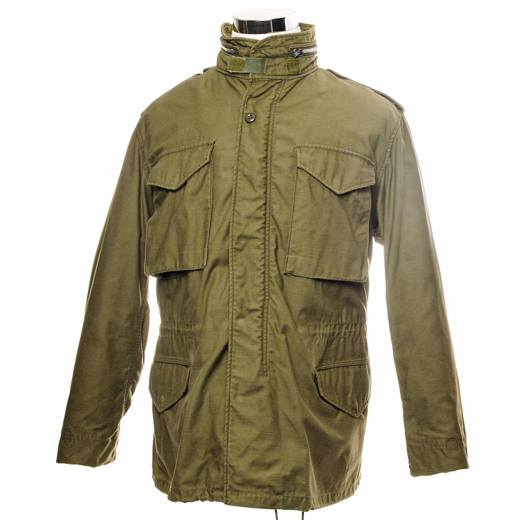 Comfortable Wear Winter Outer Layer US ARMY M-1965 M65 FIELD JACKET 1971 VIETNAM WAR STENCILED SIZE MEDIUM REGULAR