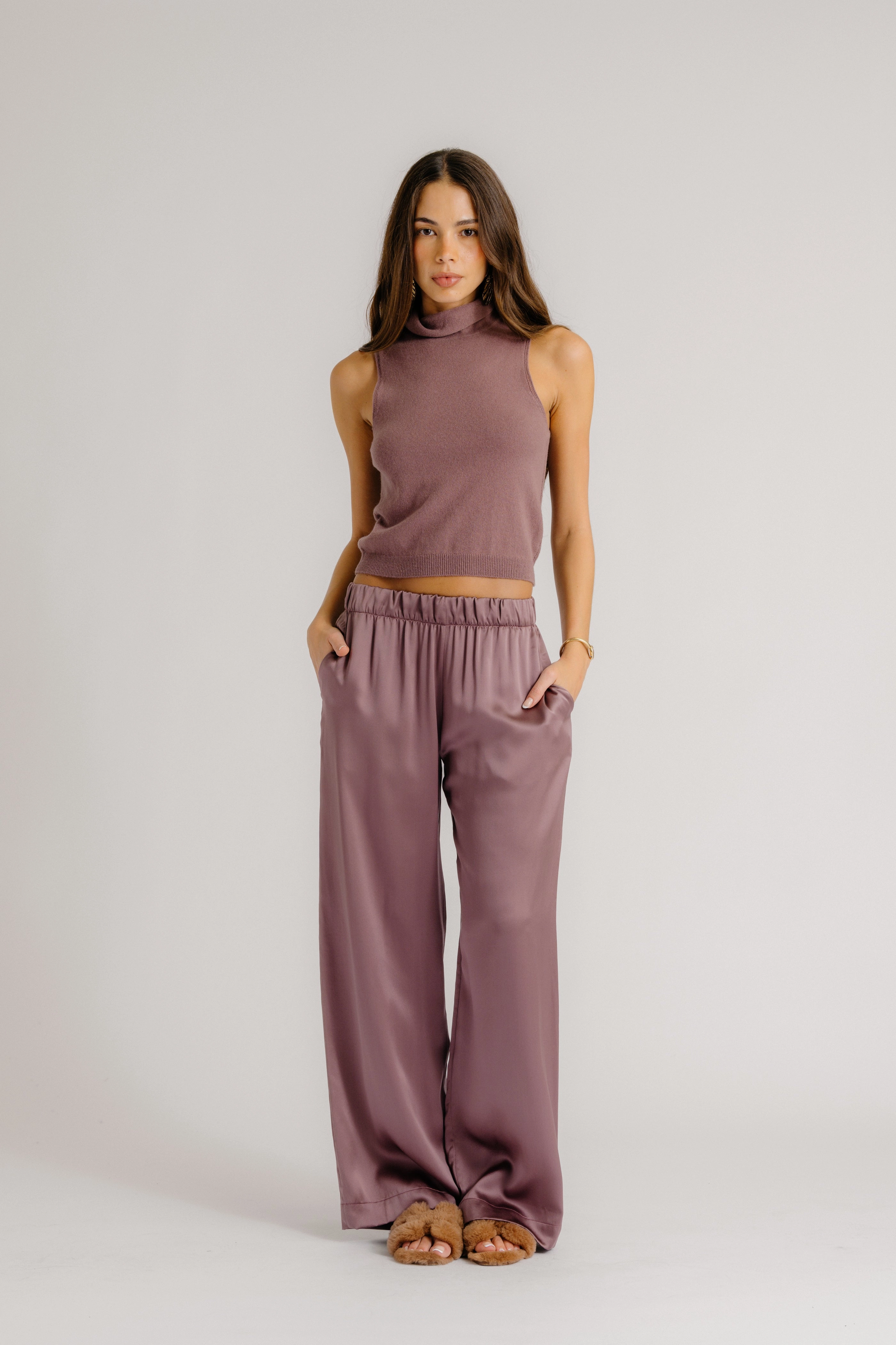 Cold Weather SOFIE SLEEVELESS CASHMERE TURTLENECK | DUSTY VIOLET