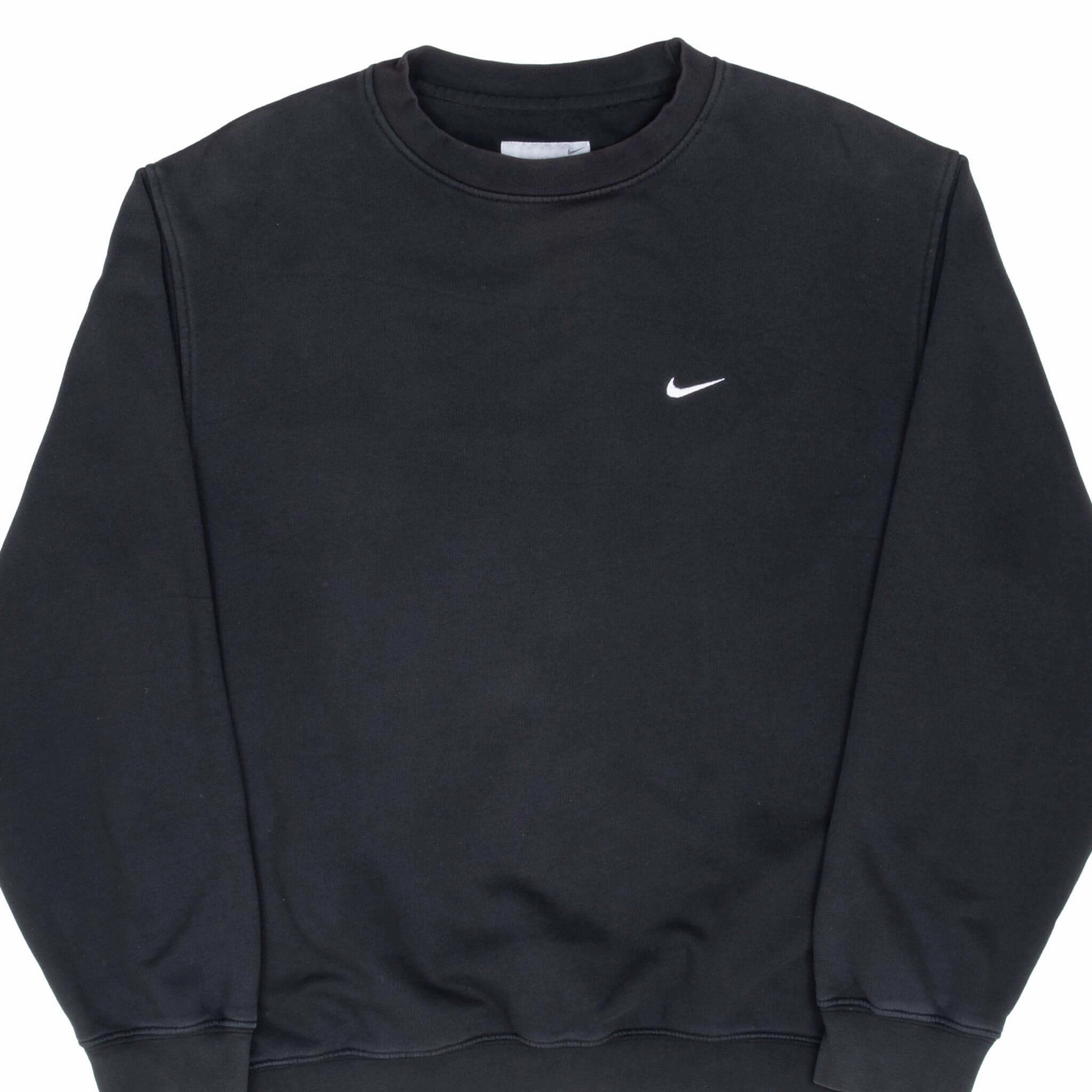 product semi formal grace VINTAGE NIKE CLASSIC SWOOSH BLACK SWEATSHIRT 2000S MEDIUM