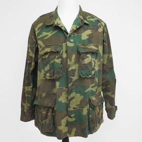 US ARMY HOT WEATHER JACKET CAMO RIP STOP 1977 SIZE LARGE SHORT Warm Core Modular Layering System
