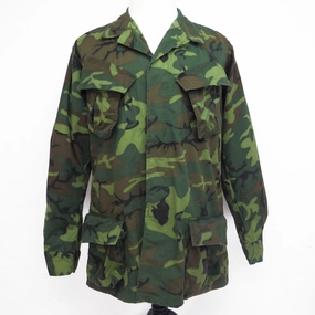 Compact Packable Design US ARMY TROPICAL COMBAT JACKET 5TH PATTERN ERDL 1969 VIETNAM WAR MEDIUM LONG