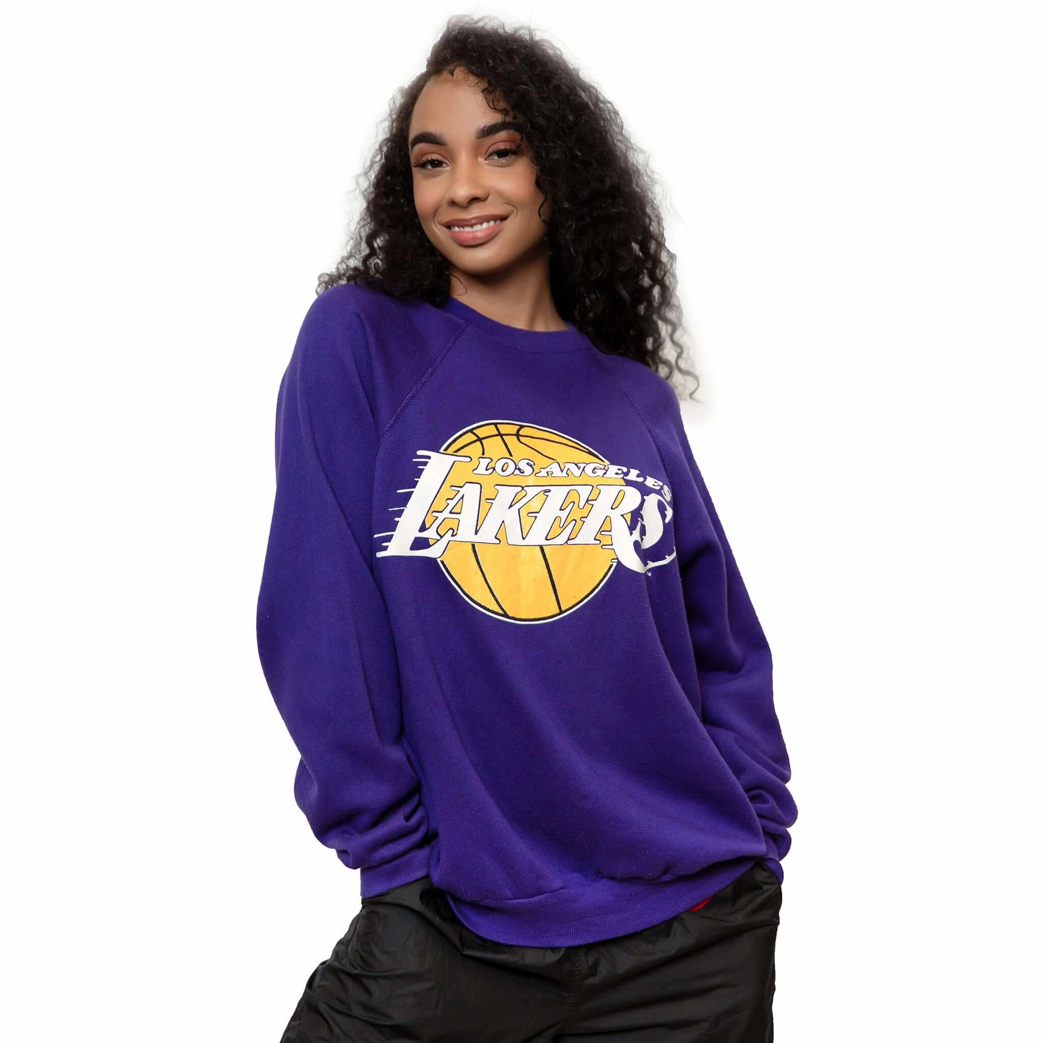 VINTAGE NBA LOS ANGELES LAKERS SWEATSHIRT SIZE XL MADE IN USA 1980s gemstone accents Suede