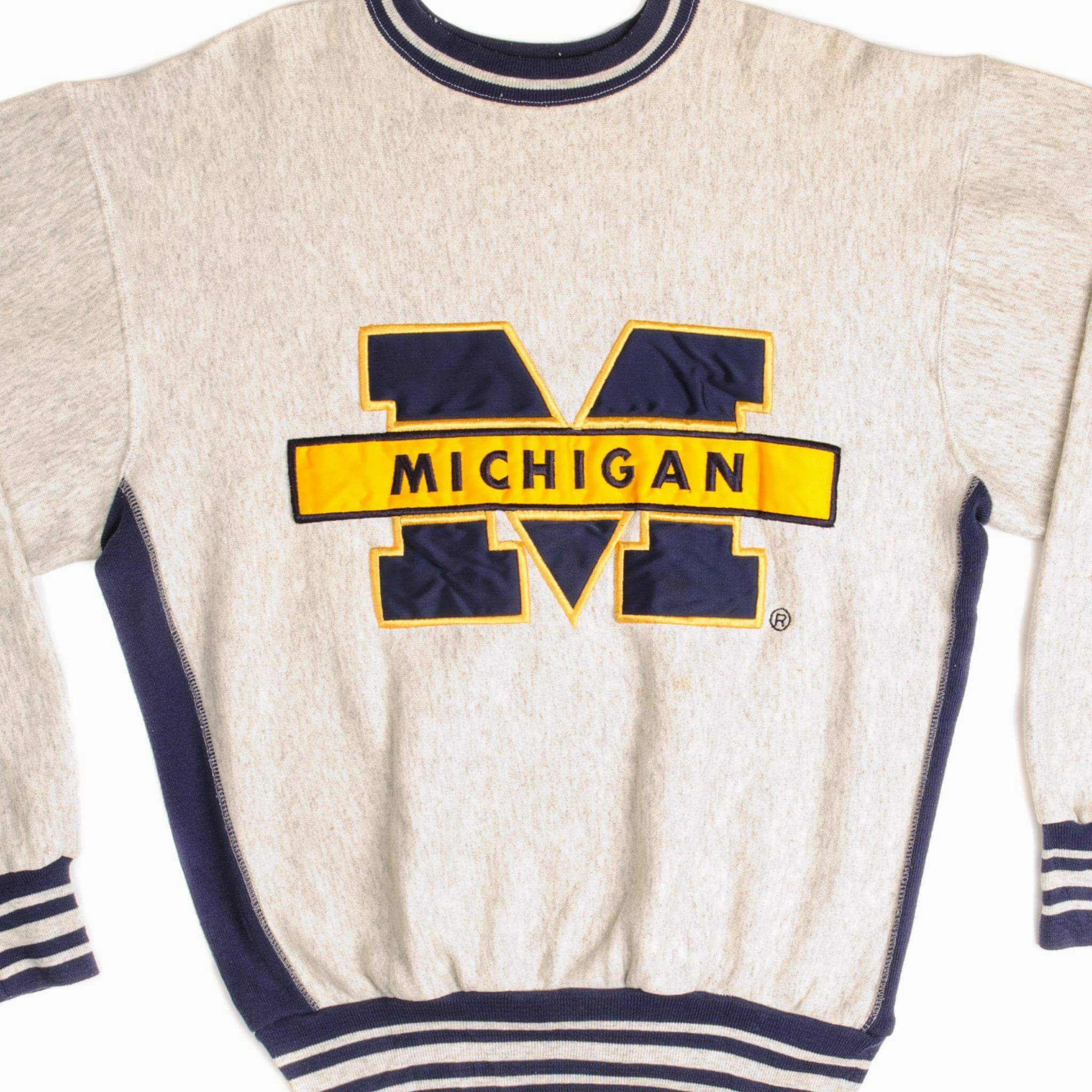 stud accents Product Innovation VINTAGE UNIVERSITY OF MICHIGAN SWEATSHIRT SIZE XL 1990s