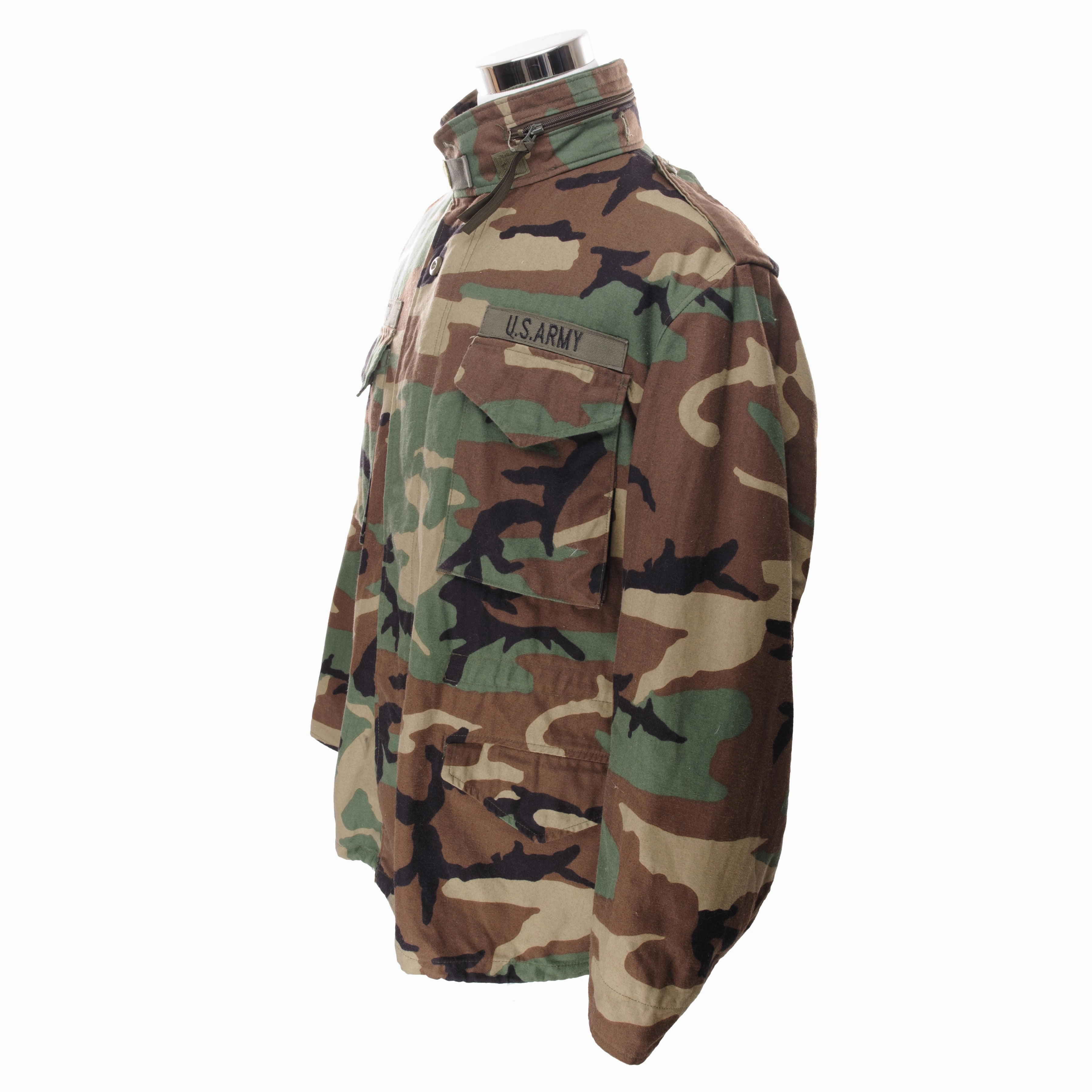 VINTAGE US ARMY M65 WOODLAND CAMO FIELD JACKET PATCHED 1999 LARGE REGULAR suitable for winter sports