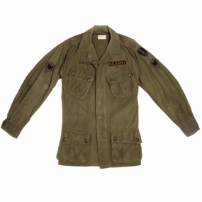 VINTAGE US ARMY TROPICAL COMBAT JACKET FIRST PATTERN 1963 VIETNAM WAR SIZE SMALL LONG WITH PATCHES Communicate Resistant Shell