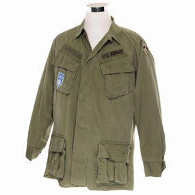 VINTAGE US ARMY TROPICAL COMBAT JACKET 4TH PATTERN 1966 VIETNAM WAR SIZE LARGE LONG WITH PATCHES Casual Layer Unwind